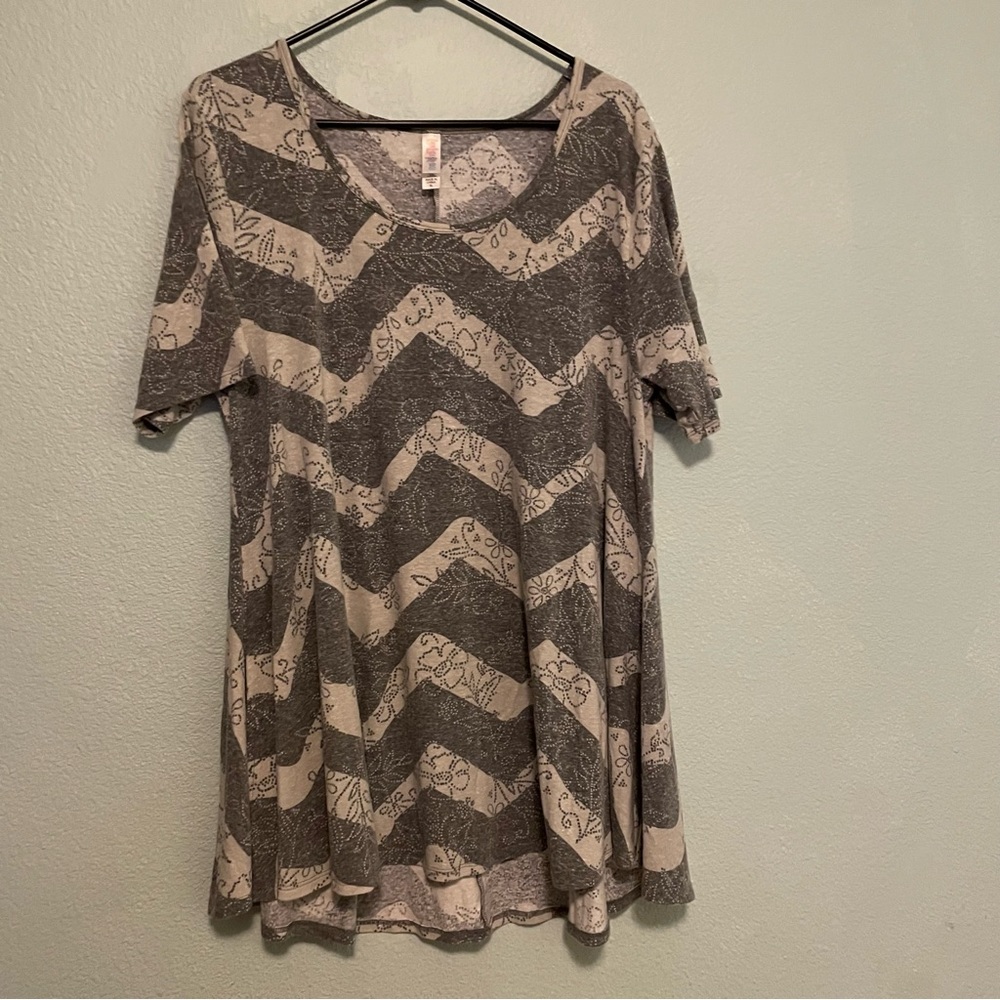Lularoe perfect t